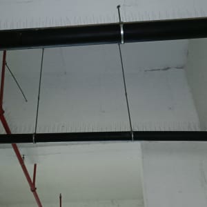 צינורות עם דוקרנים למניעת קינון יונים