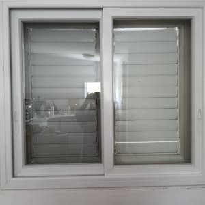 2 חלונות כאלה