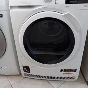 מייבש כביסה AEG עם תצוגה דיגיטלית