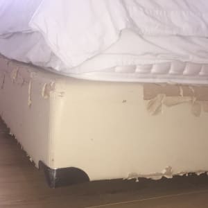 בסיס מיטה לפני הריפוד