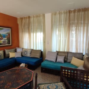 וילונות שקופים בצבע בז