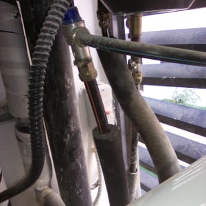 צינורות ומחברים במערכת אינסטלציה