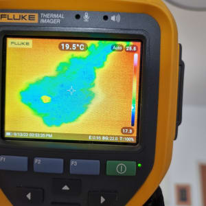 תמונה תרמית של אזור עם דליפת חום