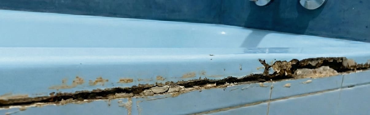 חלודה באמבטיה