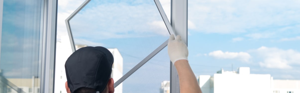 החלפת זכוכית לחלון