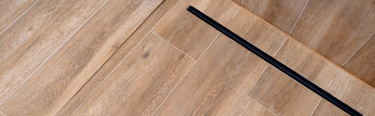 תעלת ניקוז סמויה למקלחון