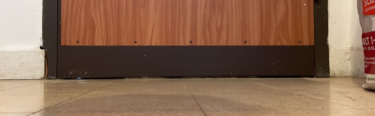 סף לדלת פלדלת