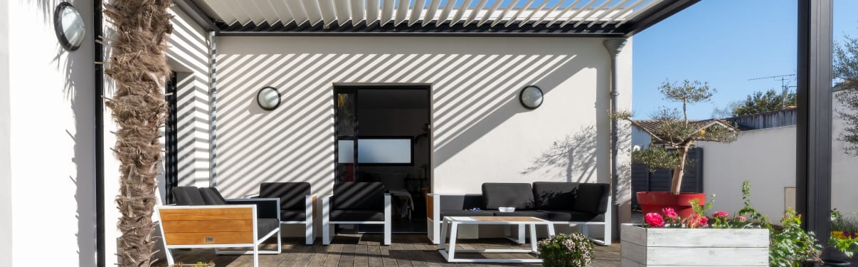 פרגולה חשמלית רפפות