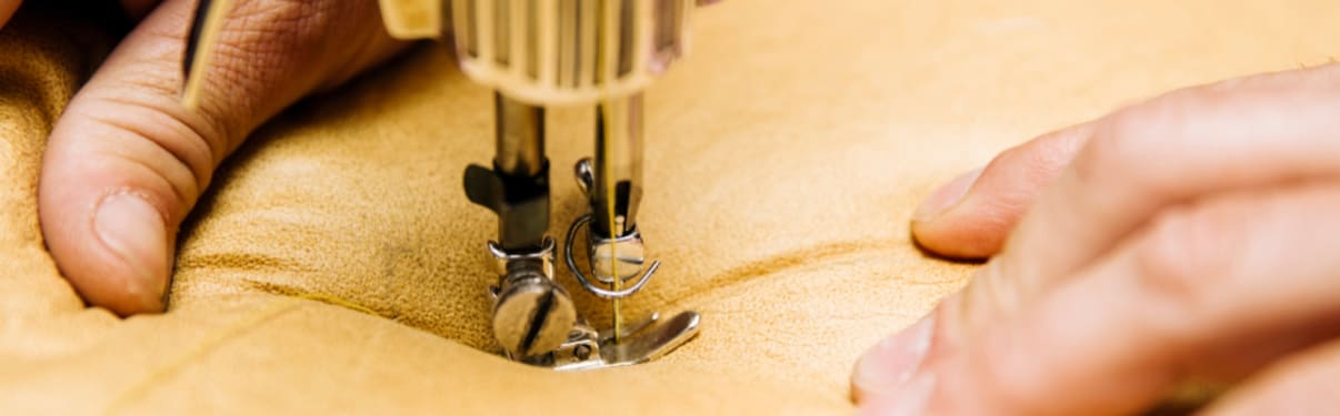 תיקון תפר בספת עור 