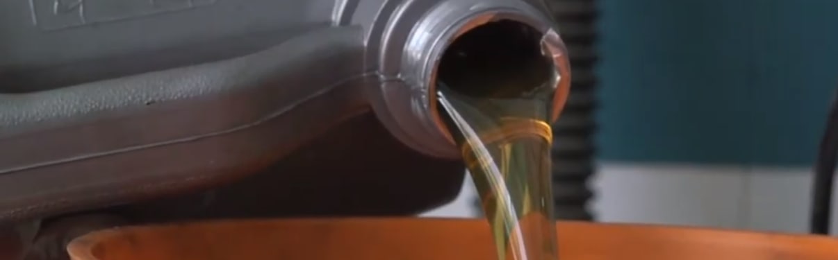 החלפת שמן מנוע