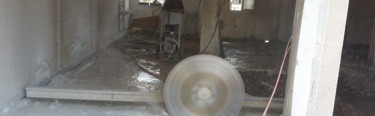 ניסור רצפת בטון