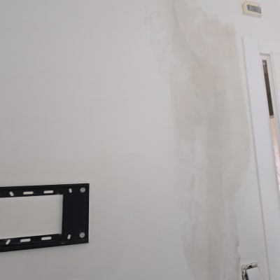 תיקון טיח בקיר