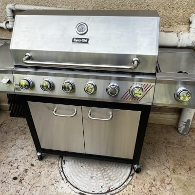 גריל גז נירוסטה עם כפתורים ומד חום
