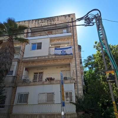 תמונה אינה מציגה עבודה בתחום