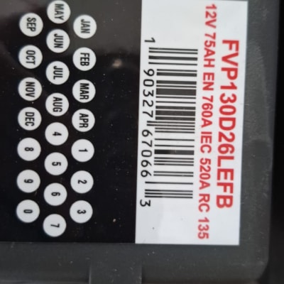 תווית סוללה עם פרטים טכניים