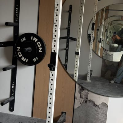 תמונה אינה מציגה עבודה בתחום