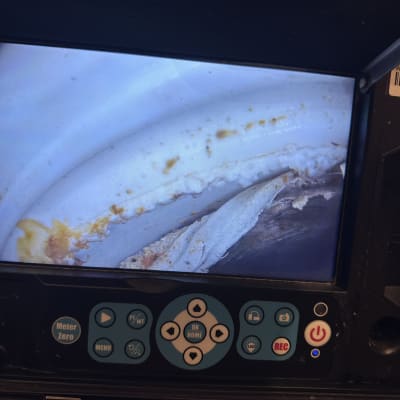 תמונה של מסך המציג בדיקת נזילות בצנרת