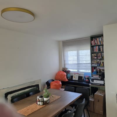 תמונה אינה מציגה עבודה בתחום