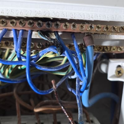 תיקון לוח חשמל