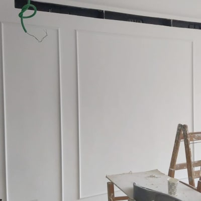 סולם ועבודות גבס בחדר