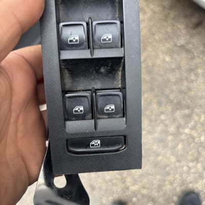 מתגי חלונות לרכב, חלק מעבודת חשמלאות רכב