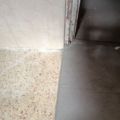 חיבור בין רצפת קרמיקה לרצפת טרצו