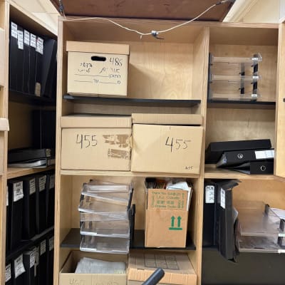 תמונה אינה מציגה עבודה בתחום