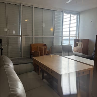 תמונה אינה מציגה עבודה בתחום