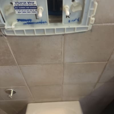 תמונה של התקנת מערכת אינסטלציה בקיר