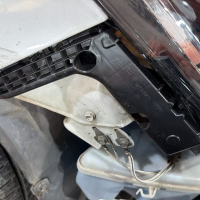 חלקי רכב, פגוש ותאורה, תיקון רכב