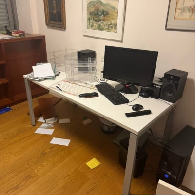 תמונה אינה מציגה עבודה בתחום