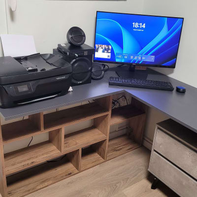 תמונה אינה מציגה עבודה בתחום