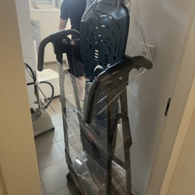 מכשיר עטוף בניילון