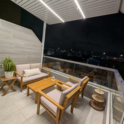 פרגולה מאלומיניום עם תאורת לד מובנית