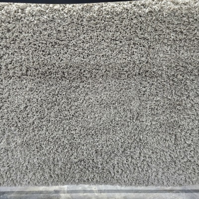 שטיח פרוותי בצבע בז