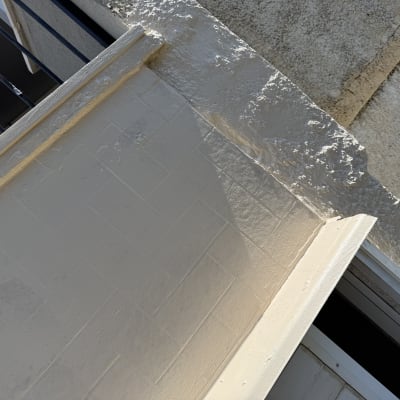 קיר עם ציפוי מגן, מתאים לעבודות בגובה