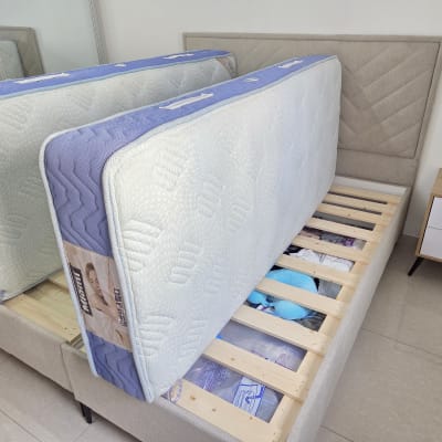 תמונה אינה מציגה עבודה בתחום