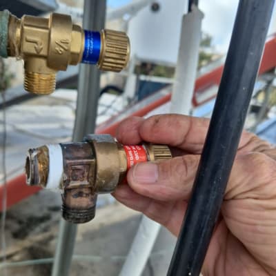 חיבורי צנרת ומחברים בתחום האנרגיה הסולארית