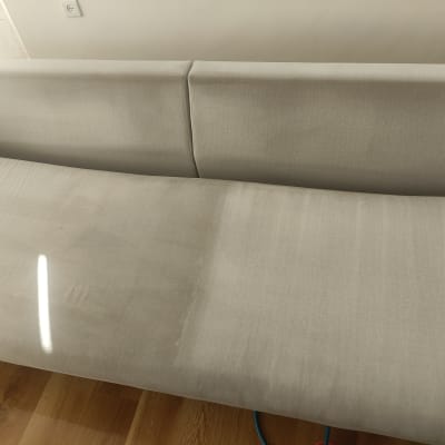 ספה עם סימני ניקוי חלקיים