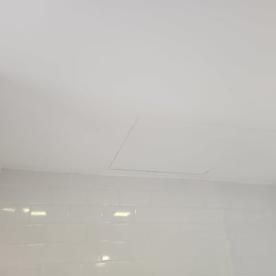 תקרת גבס עם פתח מרובע