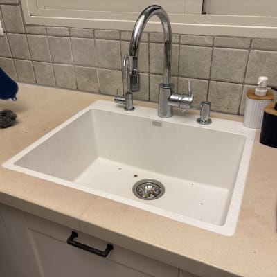 תמונה אינה מציגה עבודה בתחום