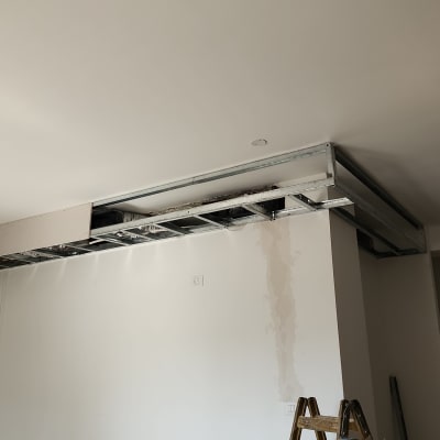 תעלות מיזוג אוויר בתקרה בבנייה