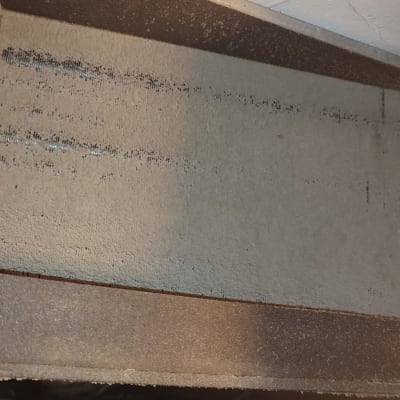 צינור ומבנה מתכת הקשורים למיזוג אוויר