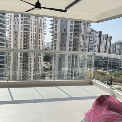 תמונה אינה מציגה עבודה בתחום