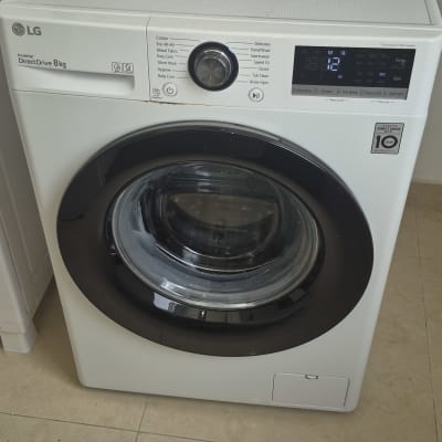מכונת כביסה LG עם חלקי חילוף