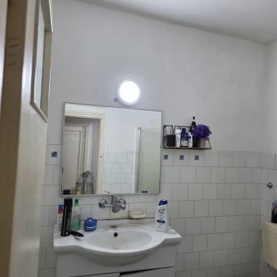 תמונה אינה מציגה עבודה בתחום