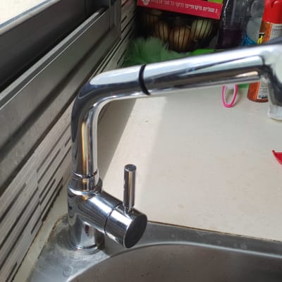 ברז מטבח נירוסטה עם ידית הפעלה