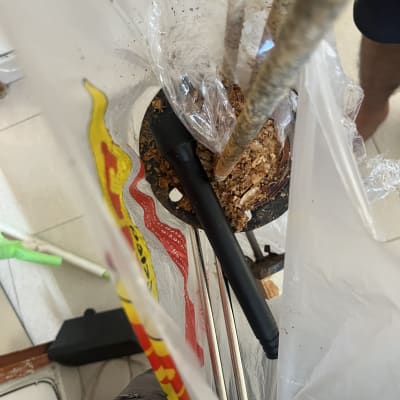 שקית עם כלים ומוטות, חלקי דודי שמש