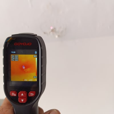 מד חום אינפרא אדום עם תצוגה צבעונית