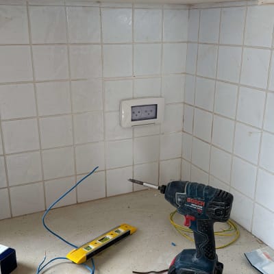 כלי עבודה חשמליים, מקדחה, חוטים, פלייר, מברג